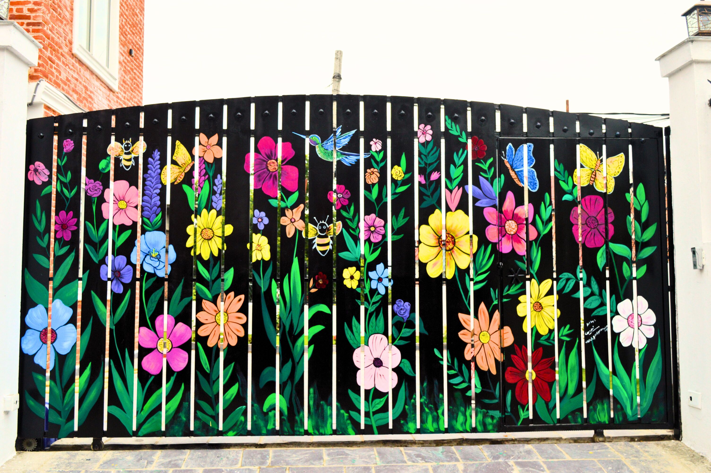 Customize Gate Art